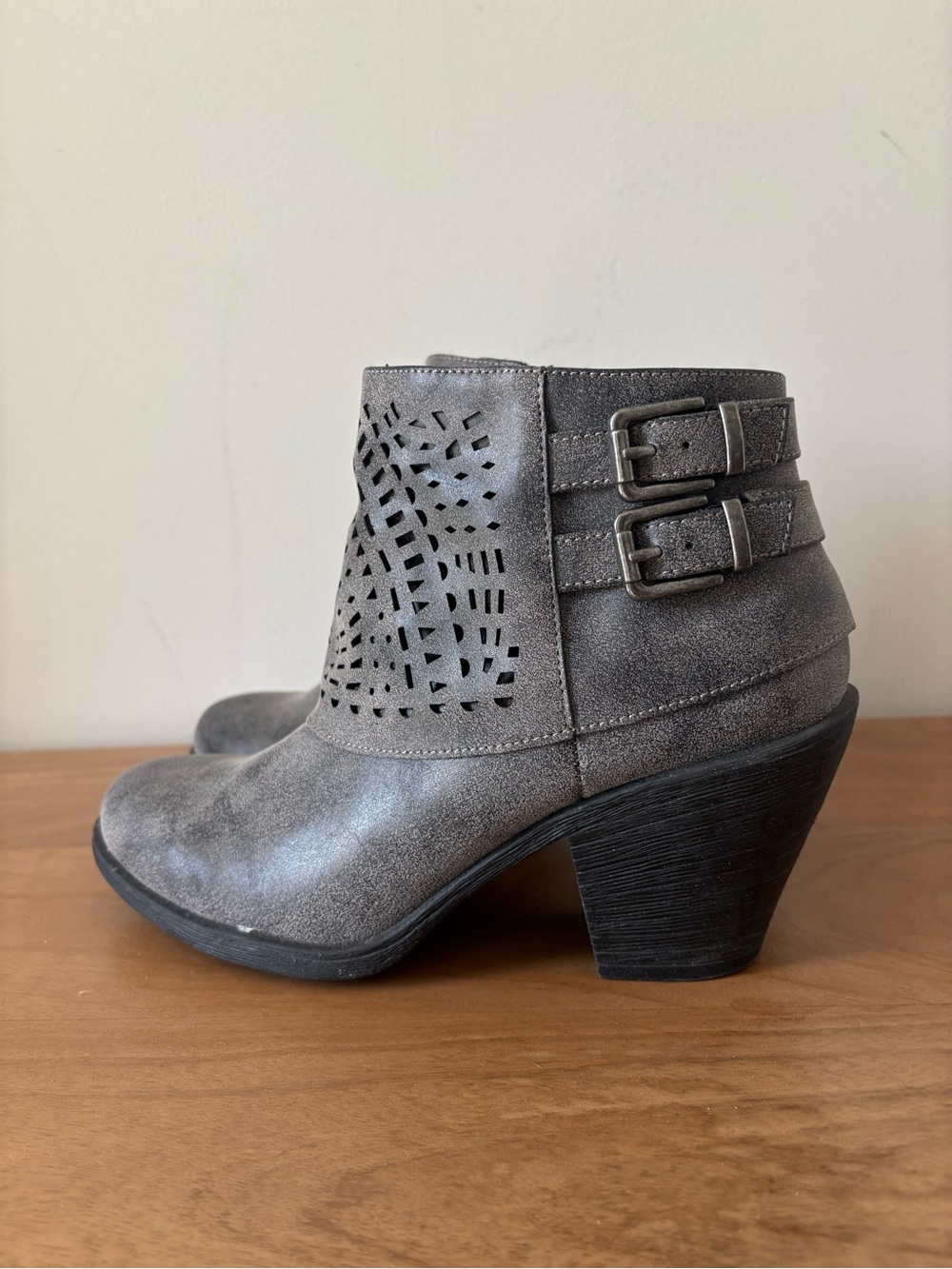 Euro Soft By Sofft Panora Ankle Boots Size 9
